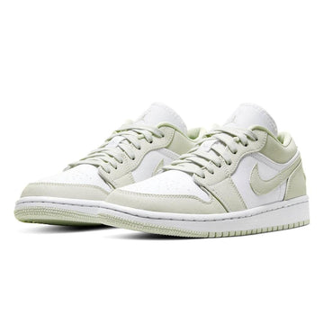 Air Jordan 1 Wmns Low 'Spruce Aura'